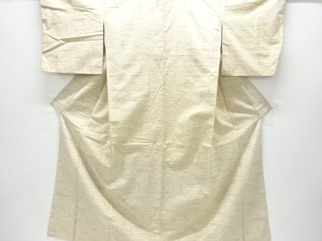 ヱ霞模様織り出し十日町紬着物